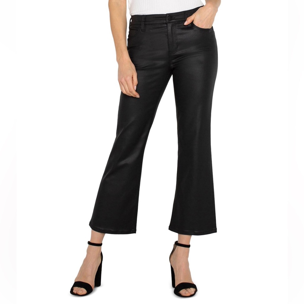 LIVERPOOL LOS ANGELES Hannah Cropped
Flare Leg Jeans in Coated Black NWT 6